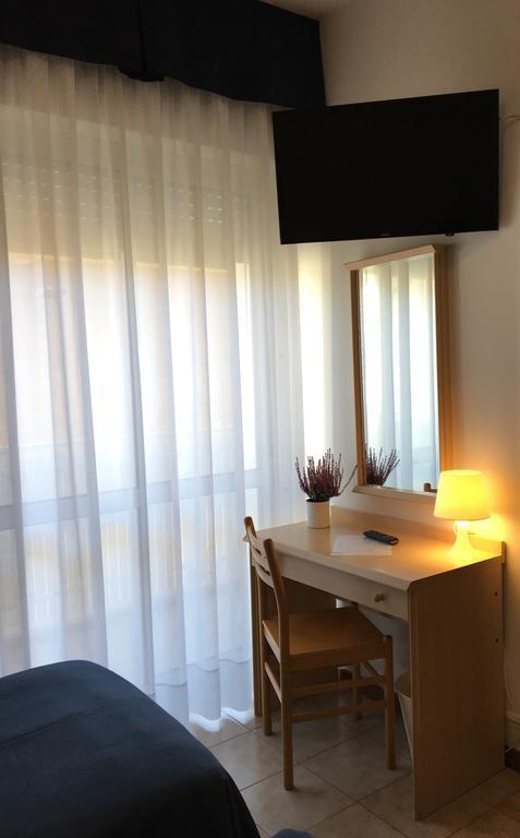 Hotel Zodiaco Lido di Jesolo Bagian luar foto