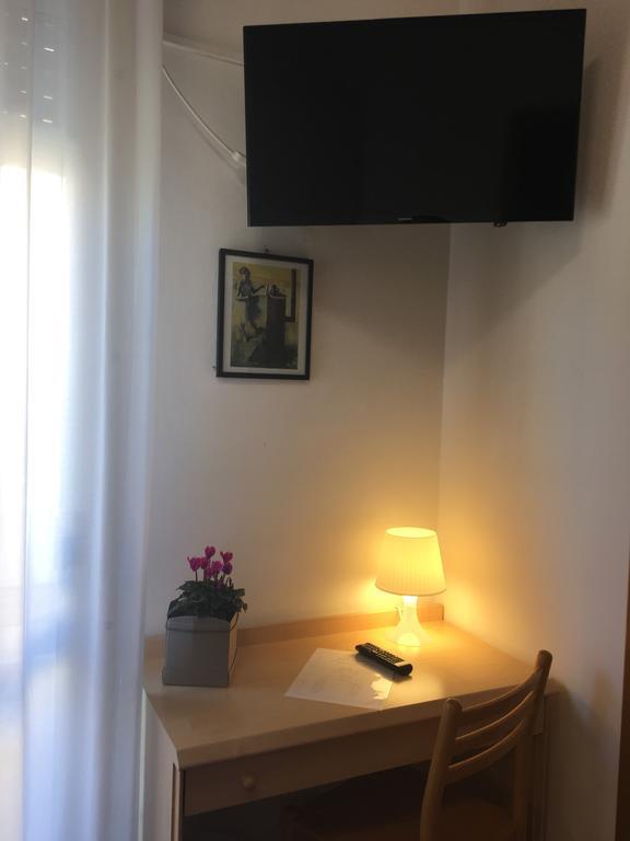Hotel Zodiaco Lido di Jesolo Bagian luar foto